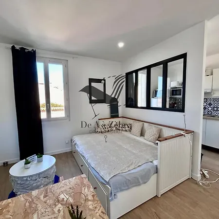 Le Moderne - Situe En Plein Centre-ville Rochefort (Charente-Maritime)