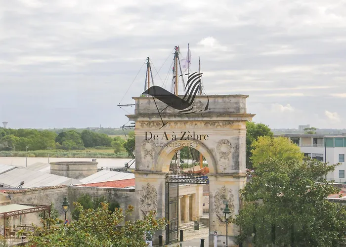 Le Moderne - Situe En Plein Centre-ville