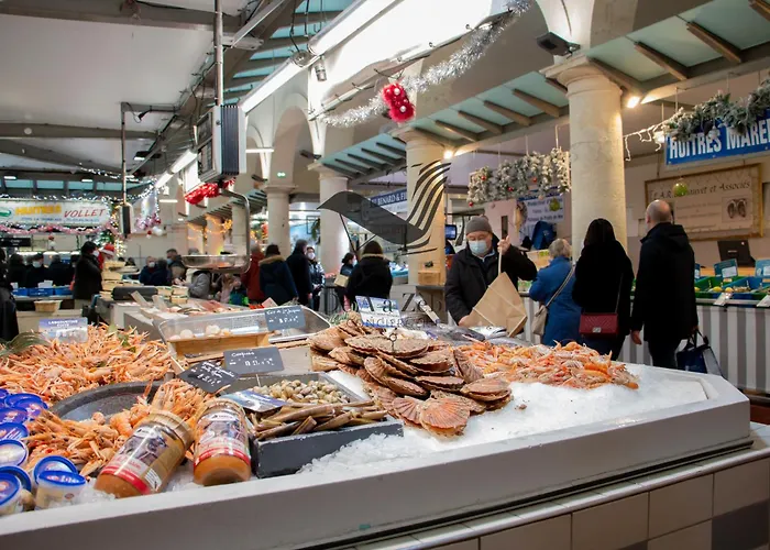 Le Moderne - Situe En Plein Centre-ville